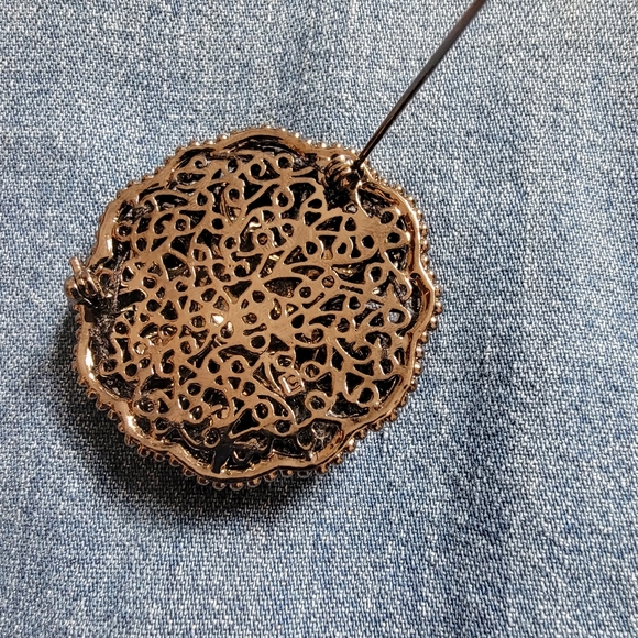 Silver and black pin/broach. 2 inches. - Picture 4 of 4